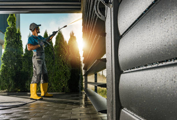 Best Restaurant Pressure Washing  in Solana Beach, CA